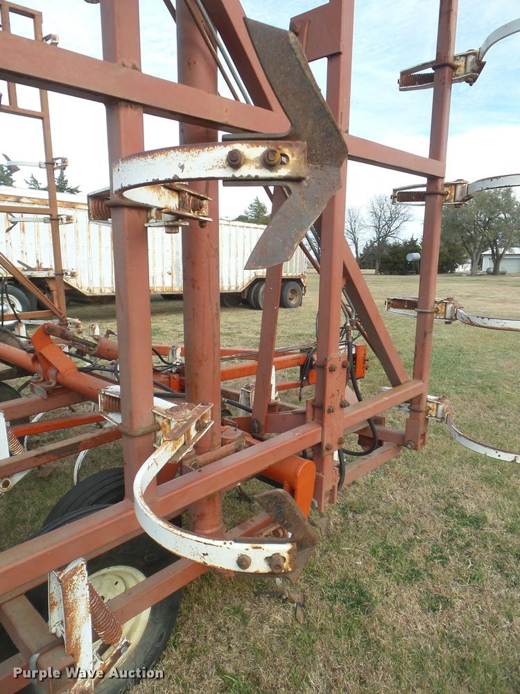 image for item DA5063 Wil-Rich field cultivator