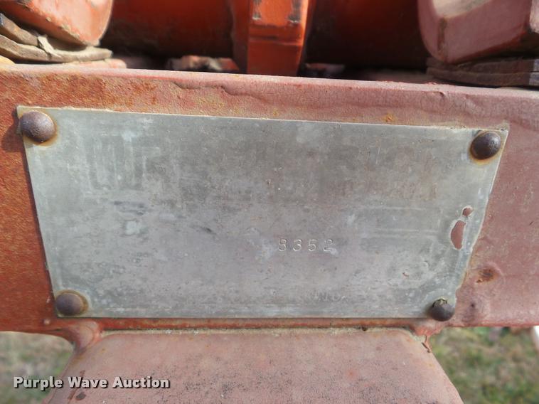 image for item DA5063 Wil-Rich field cultivator