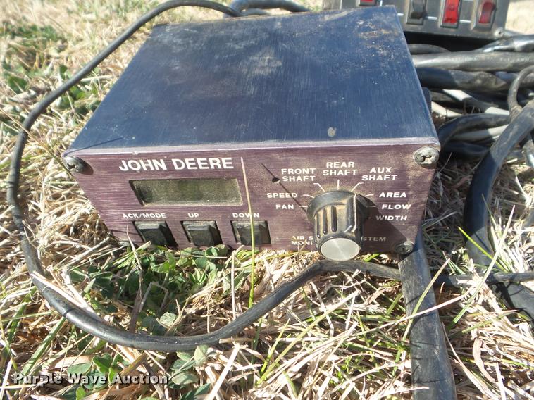 image for item DA5065 John Deere 610 air seeder