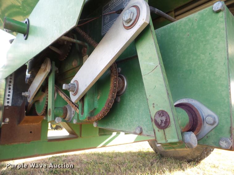 image for item DA5065 John Deere 610 air seeder