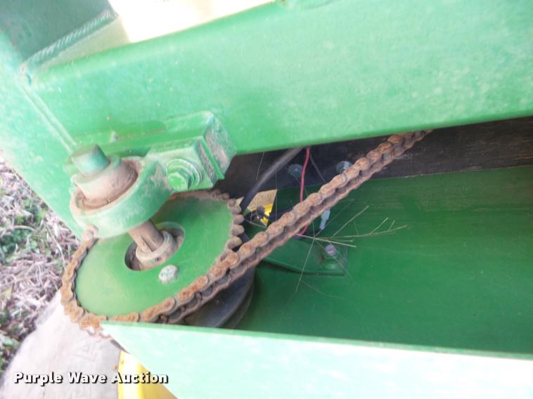image for item DA5065 John Deere 610 air seeder