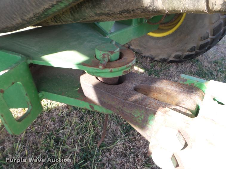 image for item DA5065 John Deere 610 air seeder