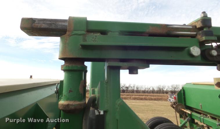 image for item DA5066 Great Plains Solid Stand 24 grain drill