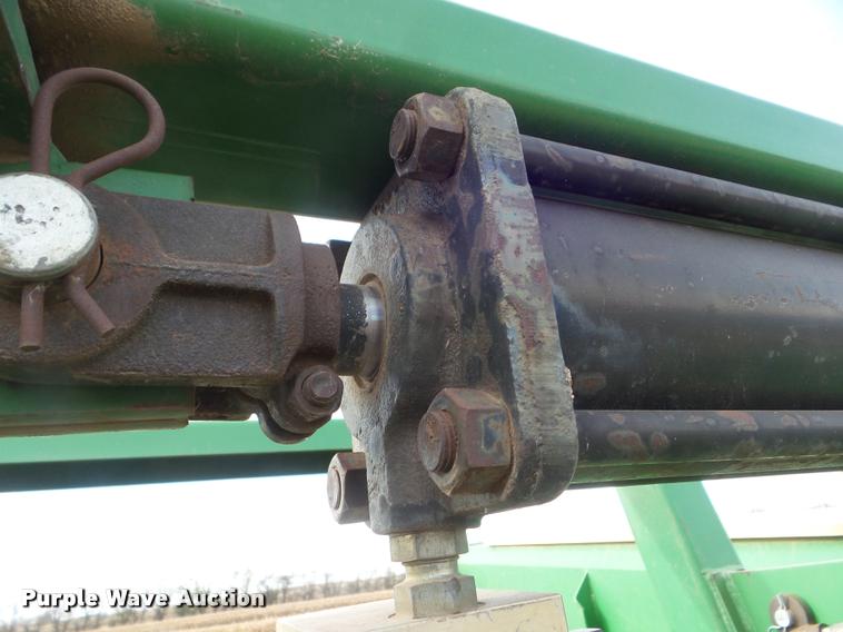 image for item DA5066 Great Plains Solid Stand 24 grain drill