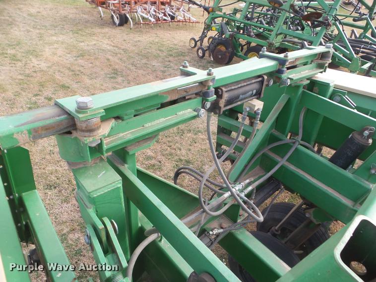 image for item DA5066 Great Plains Solid Stand 24 grain drill