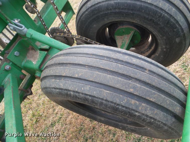 image for item DA5066 Great Plains Solid Stand 24 grain drill