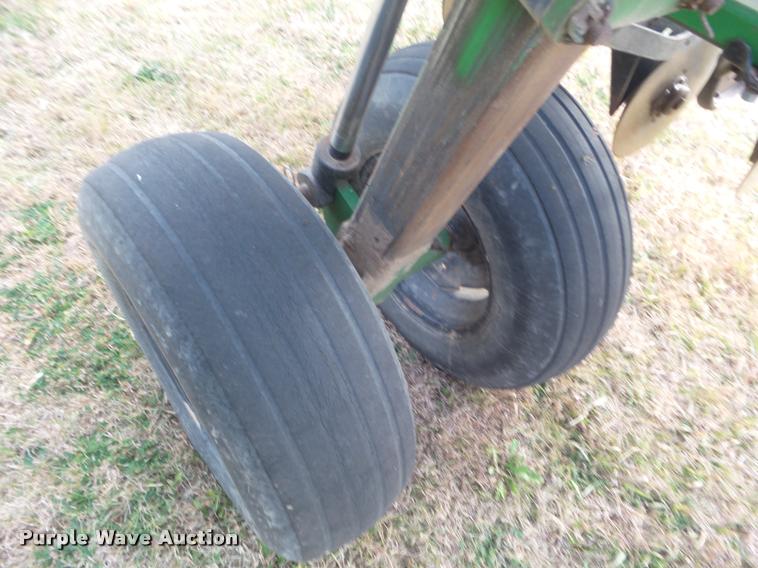 image for item DA5066 Great Plains Solid Stand 24 grain drill