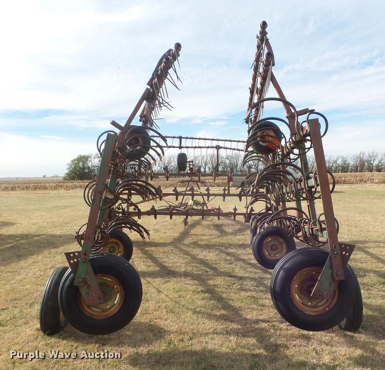 image for item DA5067 Noble spring tooth harrow