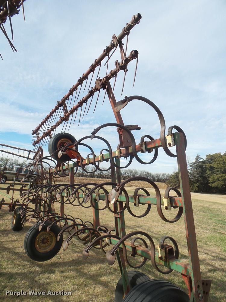 image for item DA5067 Noble spring tooth harrow