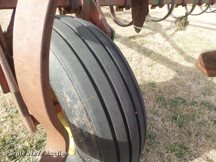 image for item DA5067 Noble spring tooth harrow