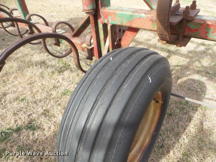 image for item DA5067 Noble spring tooth harrow