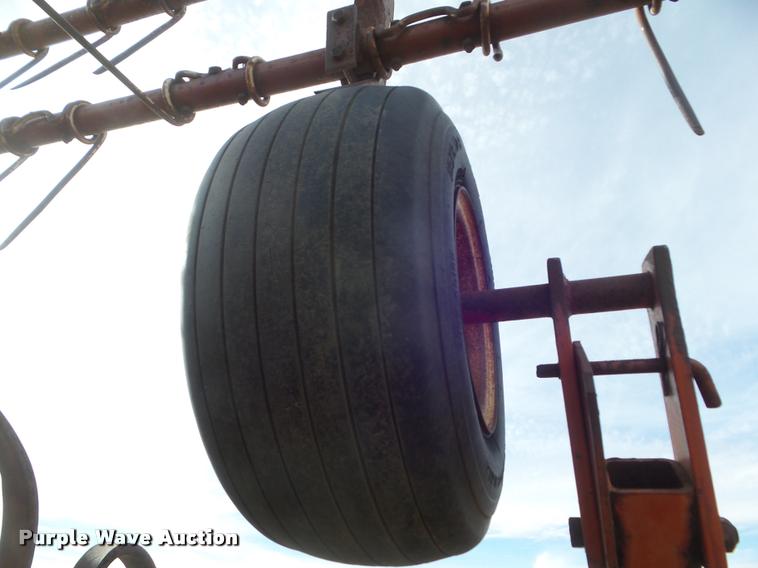 image for item DA5067 Noble spring tooth harrow