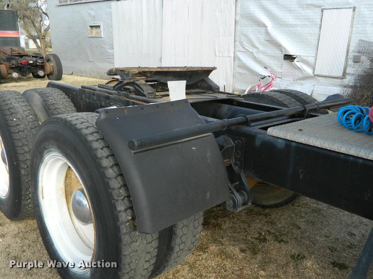 image for item DA5068 1979 Chevrolet Bison Double-O 92 semi truck