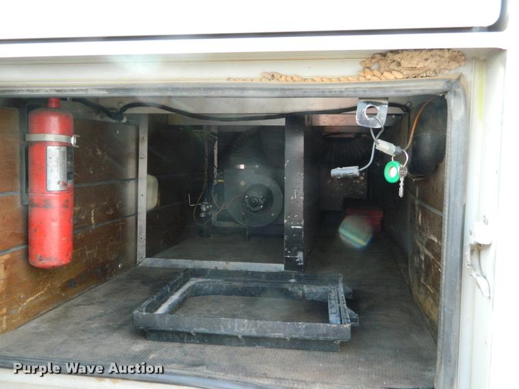 image for item DA5068 1979 Chevrolet Bison Double-O 92 semi truck