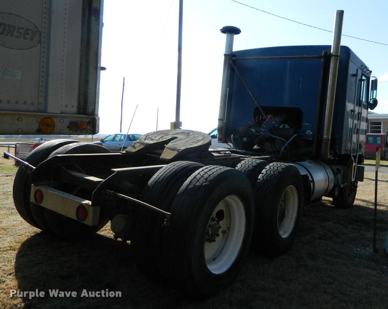 image for item DA5069 1976 Kenworth 100 semi truck