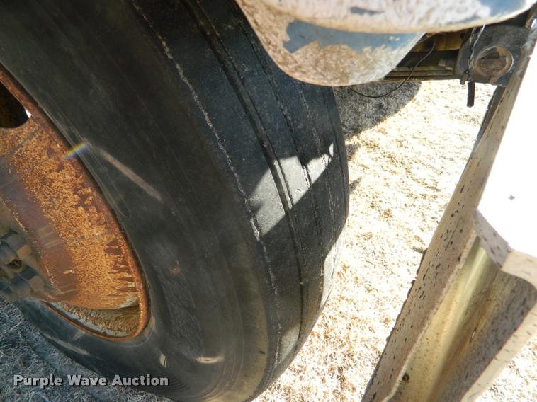 image for item DA5069 1976 Kenworth 100 semi truck