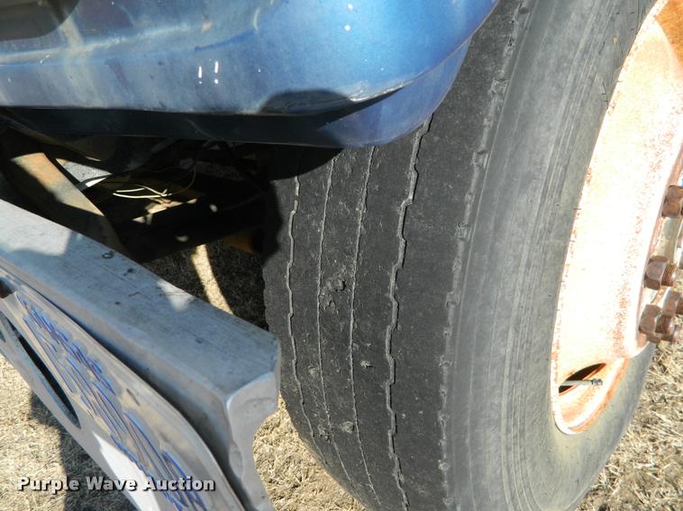 image for item DA5069 1976 Kenworth 100 semi truck