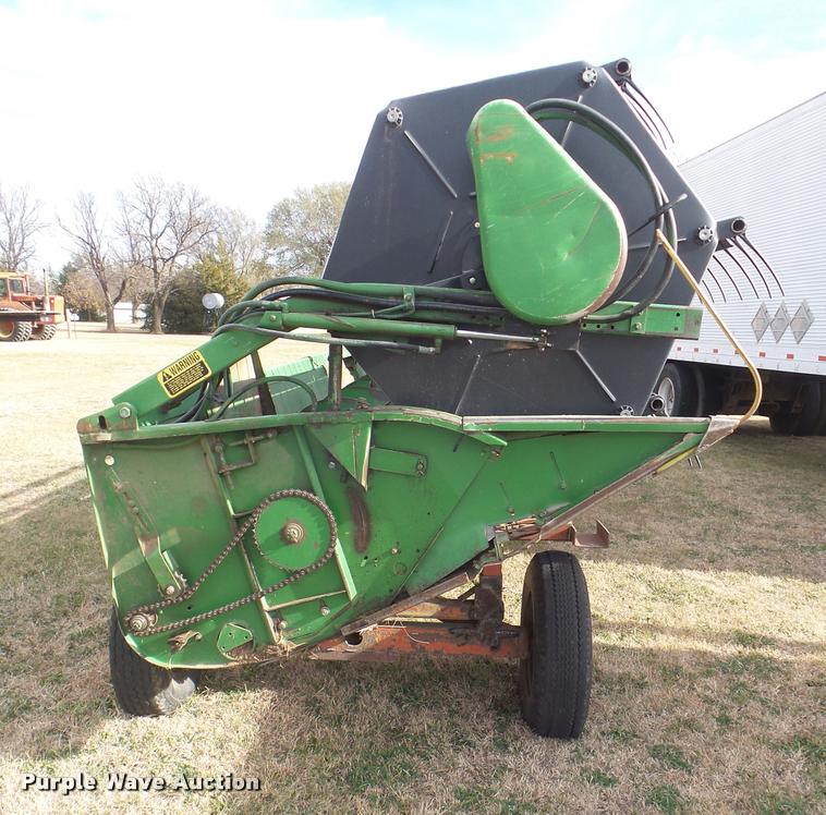 image for item DA5070 1988 John Deere 930 rigid head