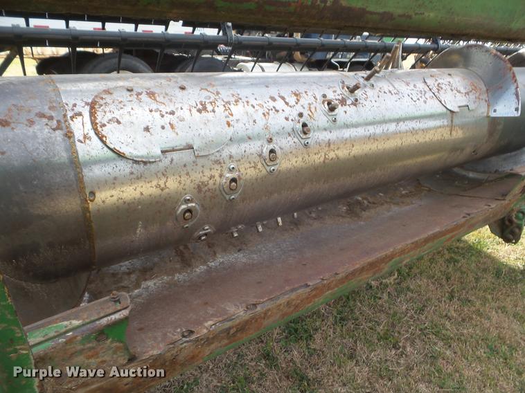 image for item DA5070 1988 John Deere 930 rigid head