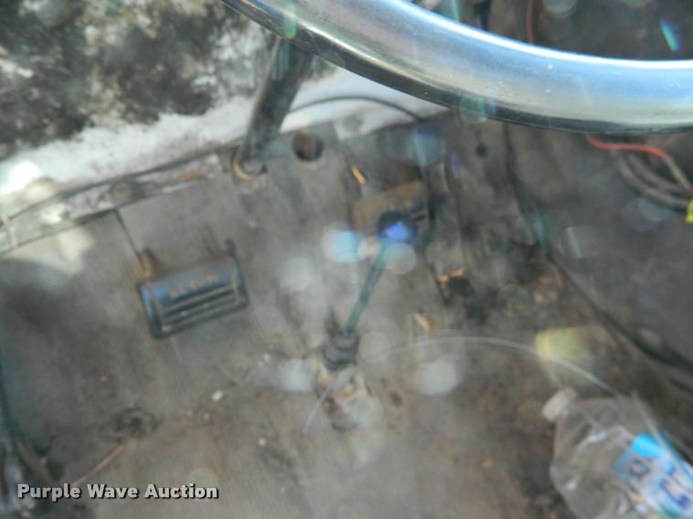 image for item DA5072 Melroe Spra-Coupe 220 self-propelled sprayer