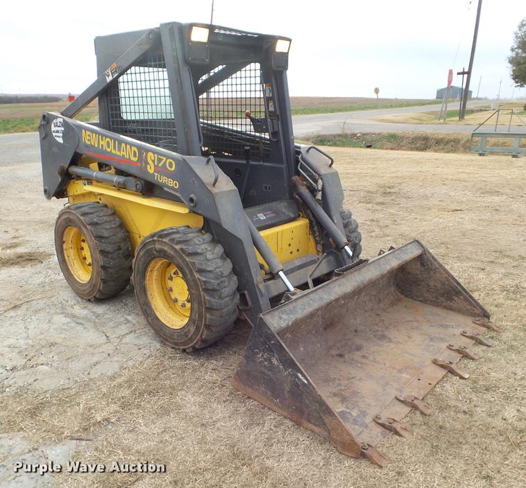 image for item DA5081 2001 New Holland LS170 skid steer
