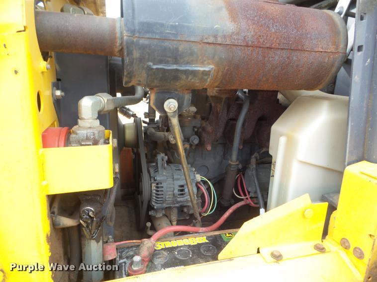 image for item DA5081 2001 New Holland LS170 skid steer