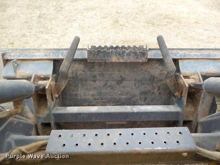 image for item DA5081 2001 New Holland LS170 skid steer