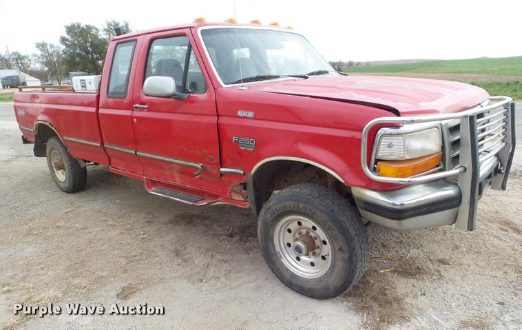 image for item DA5086 1995 Ford F250 HD SuperCab pickup truck