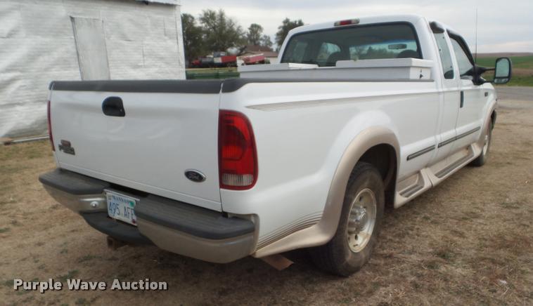image for item DA5087 1999 Ford F250 Super Duty SuperCab pickup truck