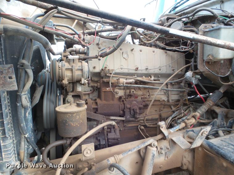 image for item DA5089 1989 Ford LTL9000 semi truck