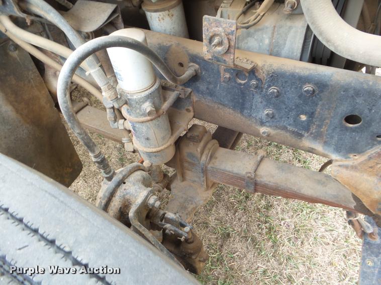 image for item DA5089 1989 Ford LTL9000 semi truck