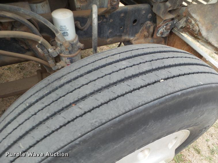 image for item DA5089 1989 Ford LTL9000 semi truck