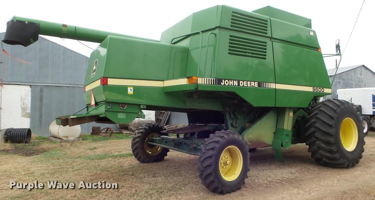 image for item DA5091 1990 John Deere 9600 combine