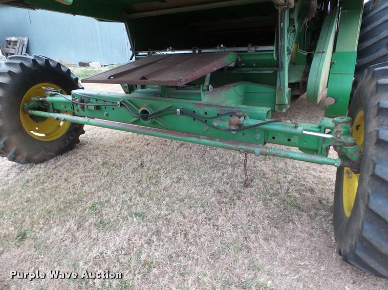 image for item DA5091 1990 John Deere 9600 combine
