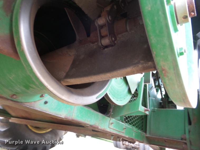 image for item DA5091 1990 John Deere 9600 combine