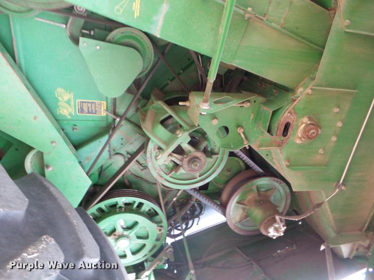 image for item DA5091 1990 John Deere 9600 combine