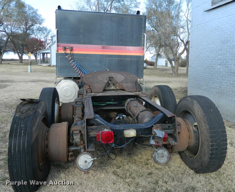 image for item DA5092 1979 Chevrolet Bison semi truck