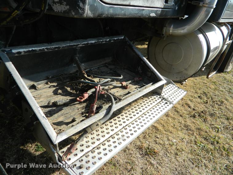 image for item DA5092 1979 Chevrolet Bison semi truck