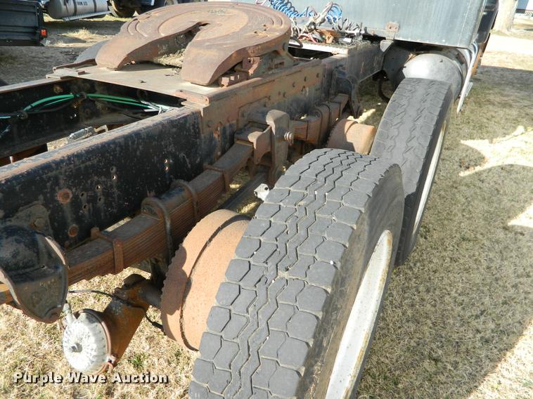 image for item DA5092 1979 Chevrolet Bison semi truck