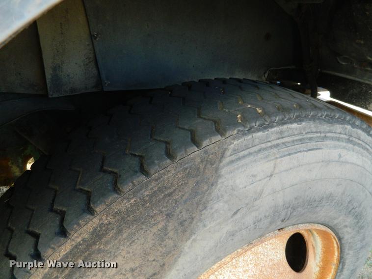 image for item DA5092 1979 Chevrolet Bison semi truck