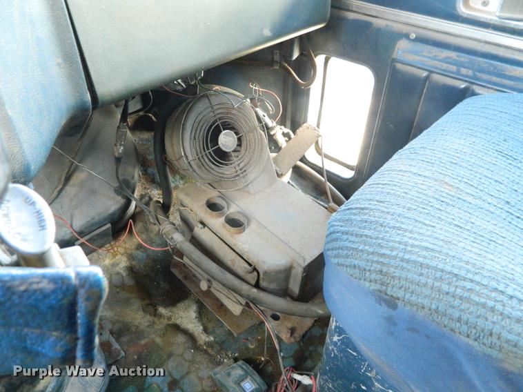 image for item DA5092 1979 Chevrolet Bison semi truck