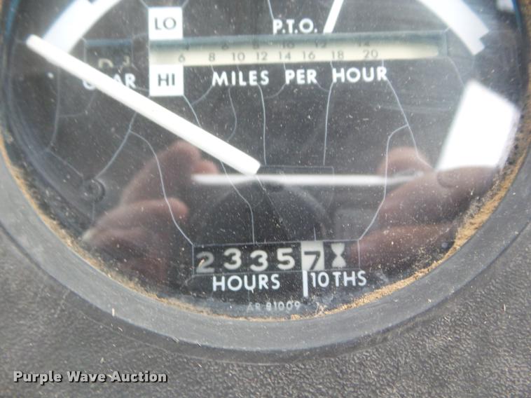 image for item DA5093 1980 John Deere 8640 4WD tractor