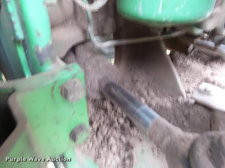 image for item DA5093 1980 John Deere 8640 4WD tractor