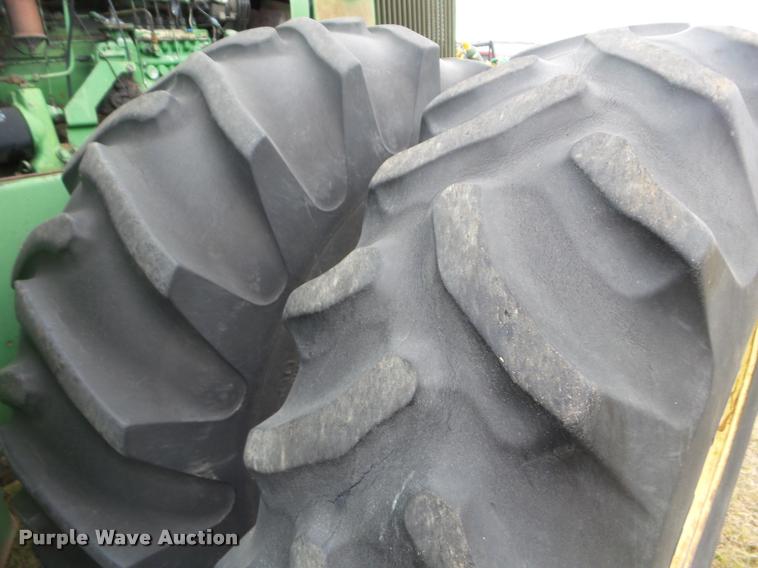 image for item DA5093 1980 John Deere 8640 4WD tractor