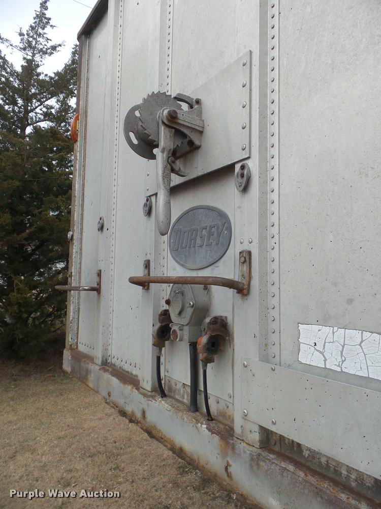 image for item DA5094 1976 Dorsey double hopper grain trailer