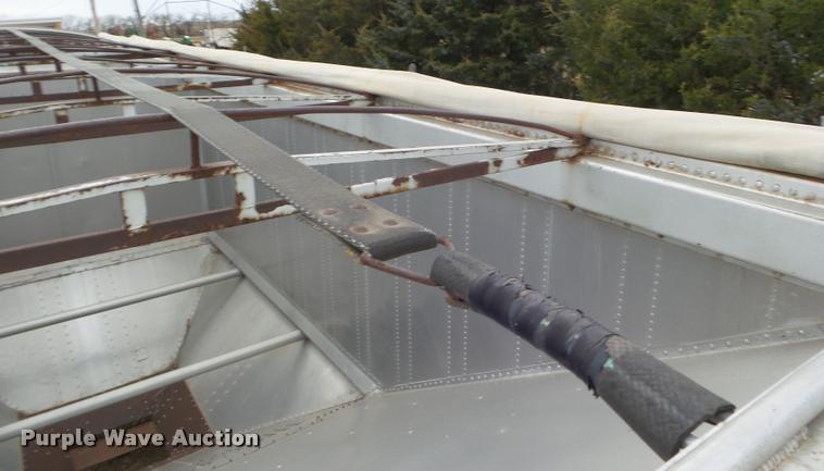 image for item DA5094 1976 Dorsey double hopper grain trailer