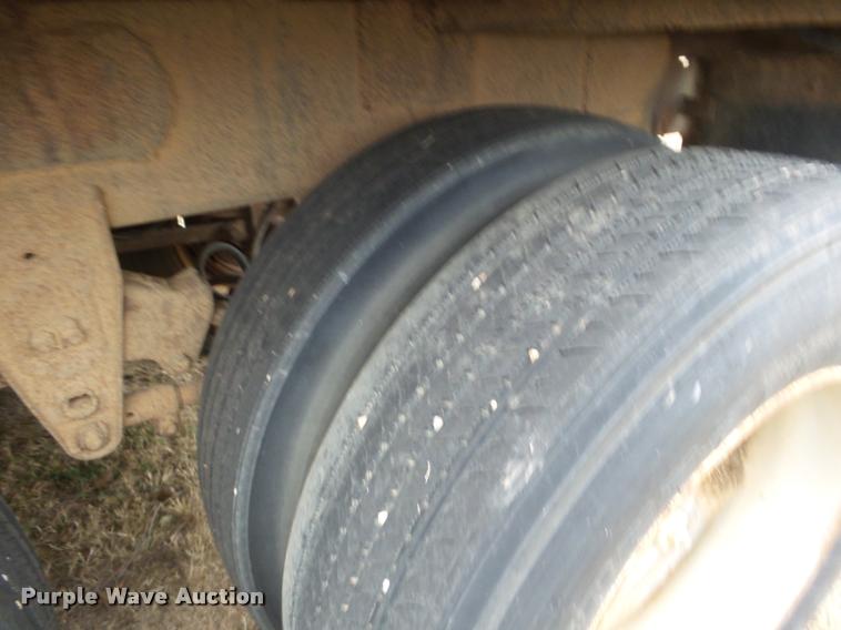 image for item DA5094 1976 Dorsey double hopper grain trailer