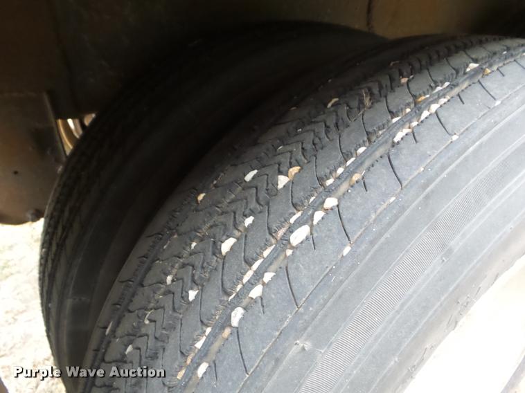 image for item DA5094 1976 Dorsey double hopper grain trailer