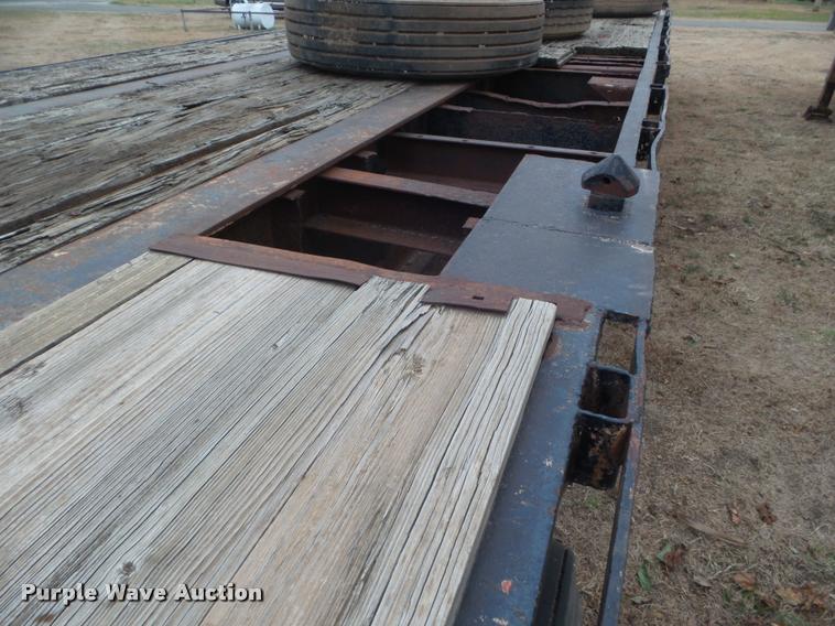 image for item DA5095 1976 drop deck trailer