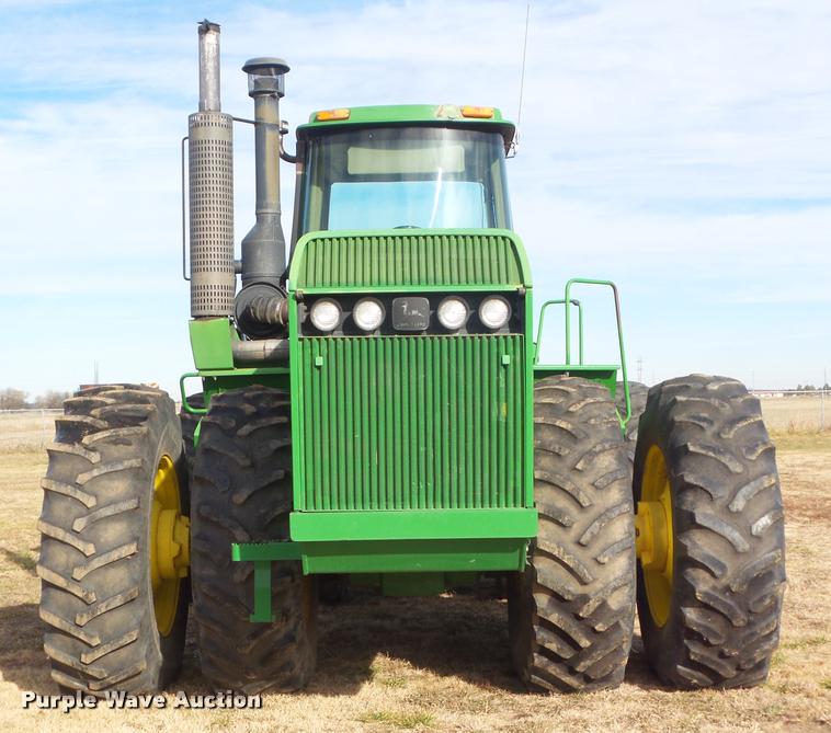 image for item DA5110 1991 John Deere 8760 4WD tractor